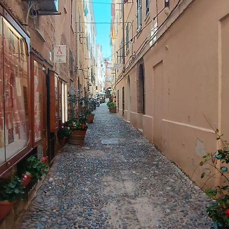 Appartamento In Centro Storico Алгеро Екстериор снимка